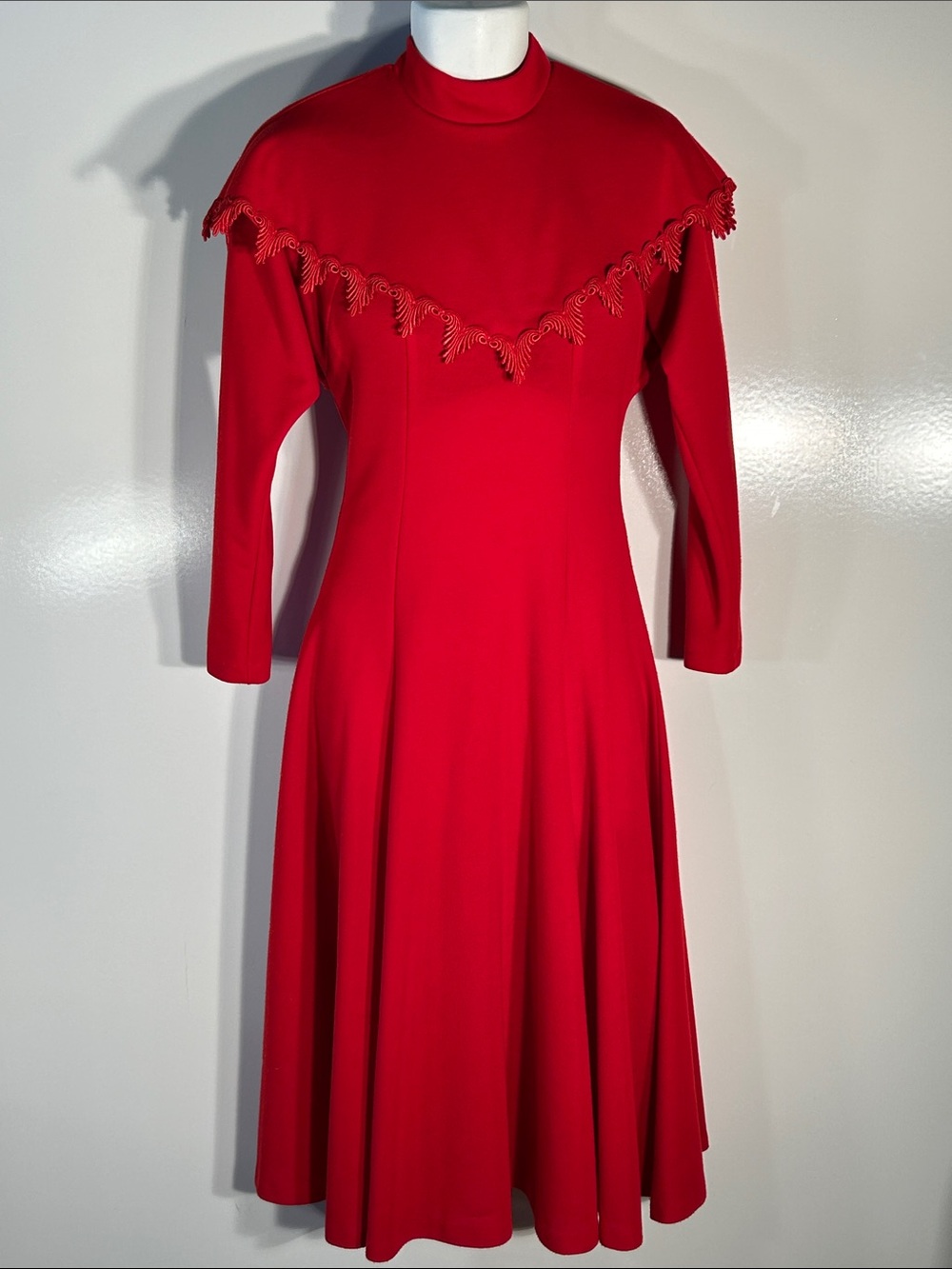 Go Vickie! Vintage SZ8 Red Vintage Midi Dress 80's Retro Old Glamour Career Chic